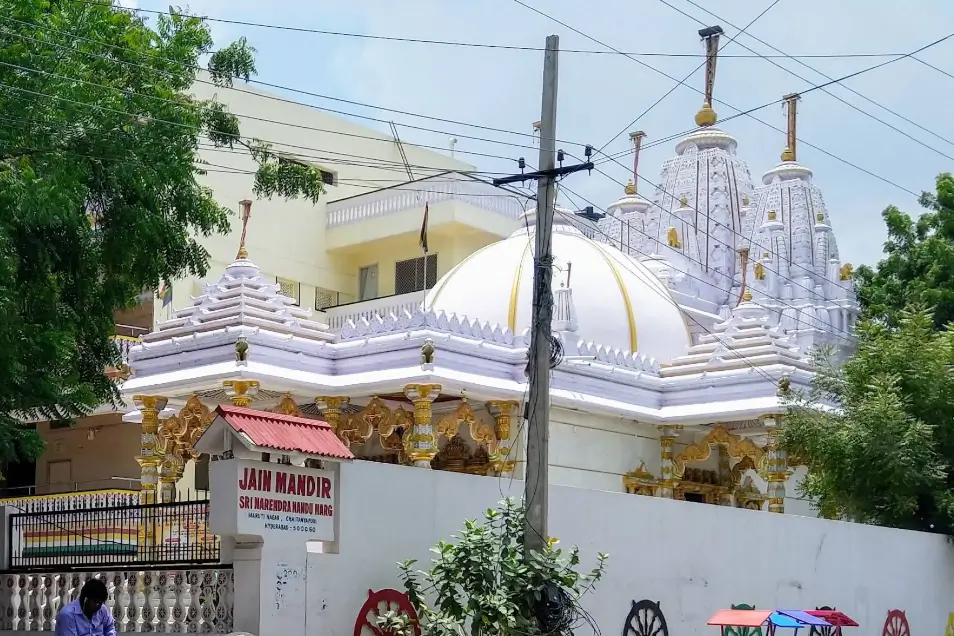 Shri Vasupujya Swami Jain Shwetambar Mandir