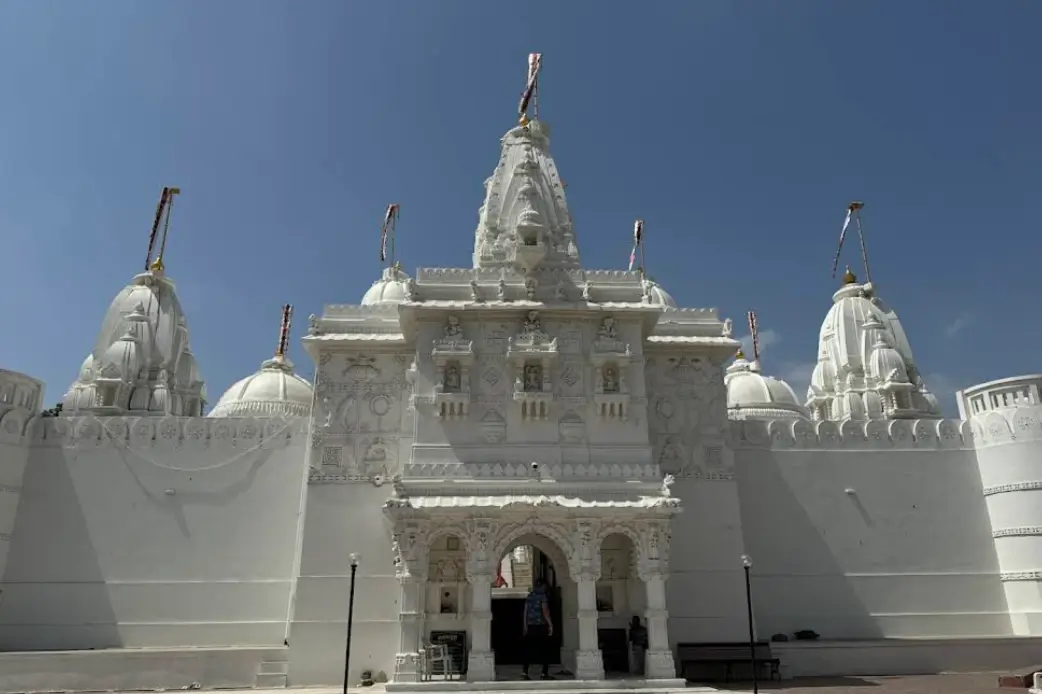 Shri Dada Saheb Jain Shwetambar Derasar, Bhavnagar